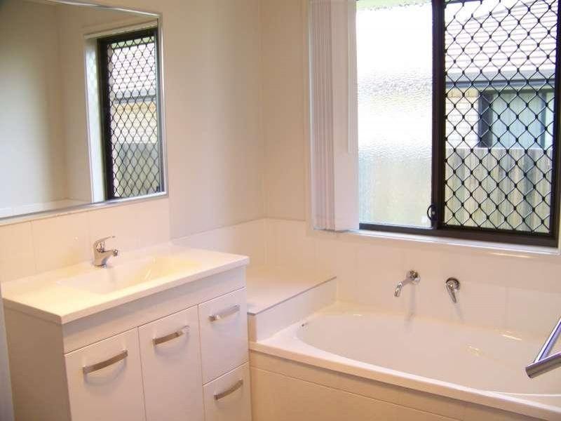 2/16 Kamala Street, Morayfield QLD 4506