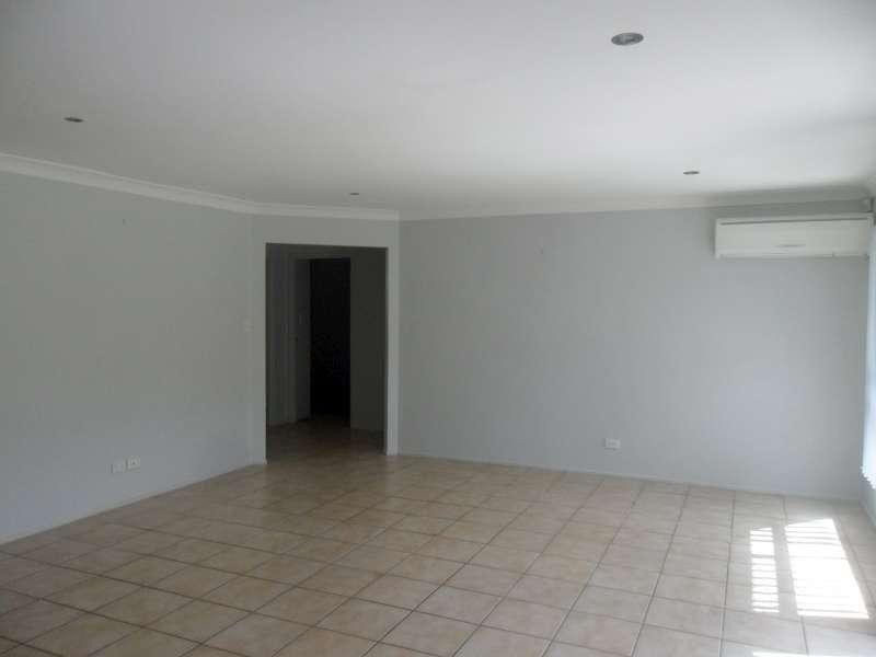 4 Peppermint Court, Narangba QLD 4504