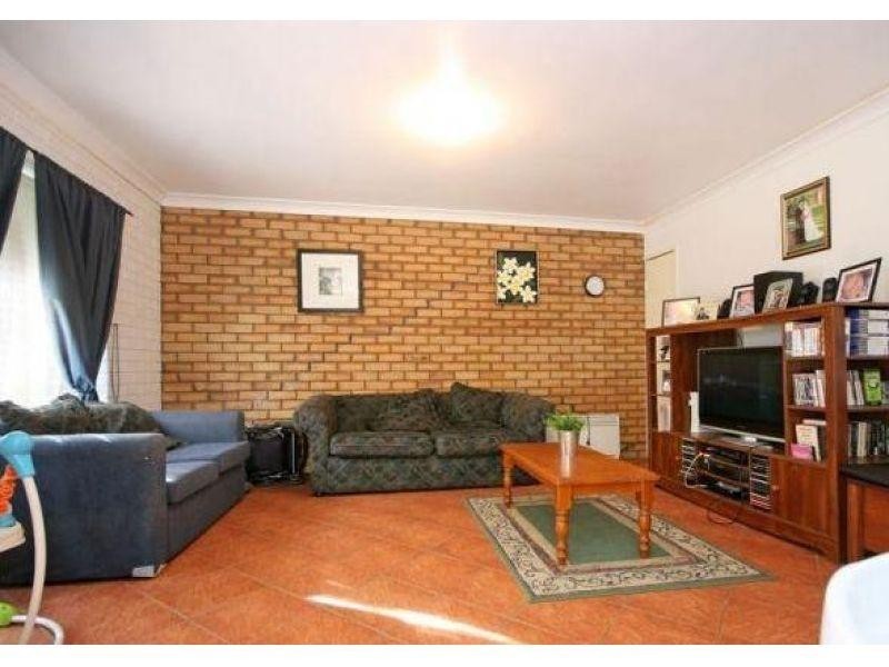 4/74 Lower King Street, Caboolture QLD 4510