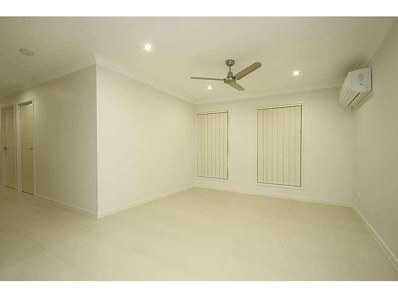 1/26 Montree Circuit, Kallangur QLD 4503