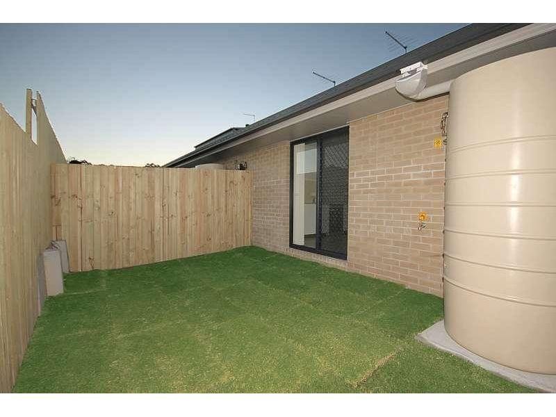 1/24 Montree Circuit, Kallangur QLD 4503