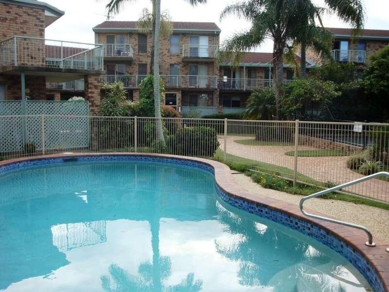 18/45 Marine Parade, Redcliffe QLD 4020