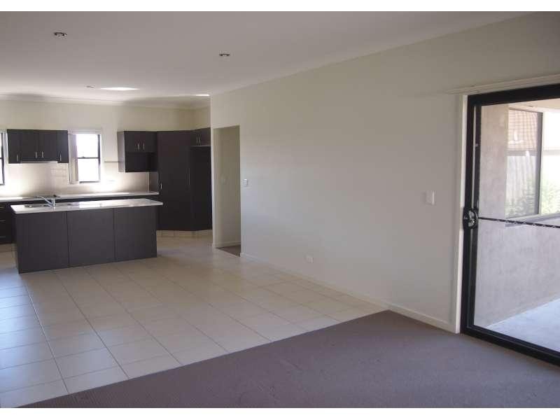 9 Price Street, North Lakes QLD 4509