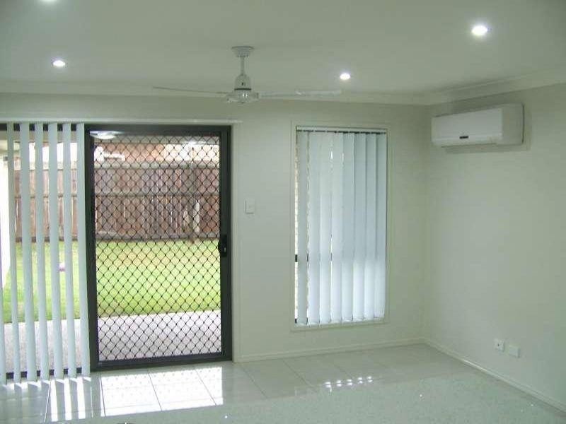 1/8 Peisley Court, Bellmere QLD 4510
