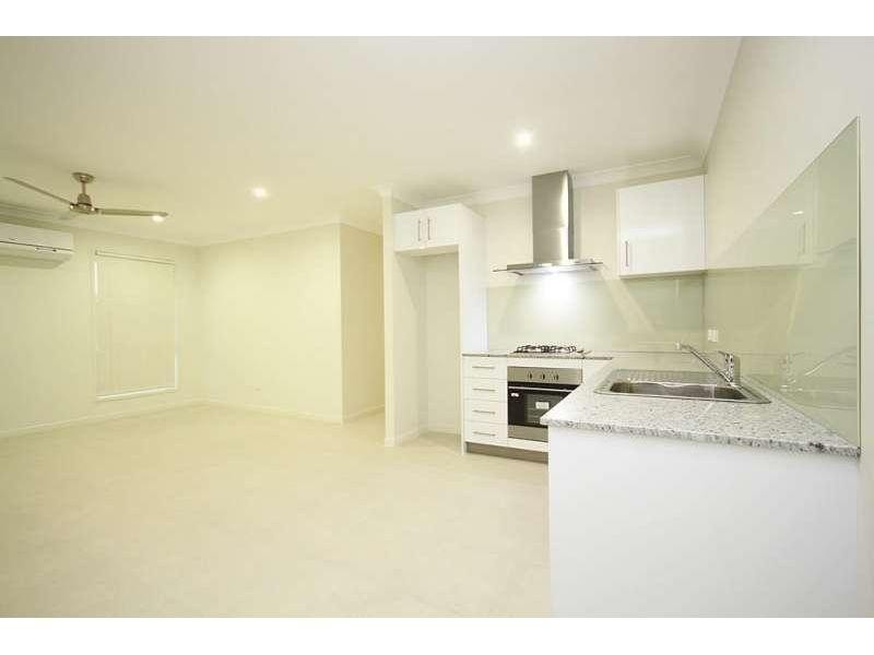 1/25 Montree Circuit, Kallangur QLD 4503