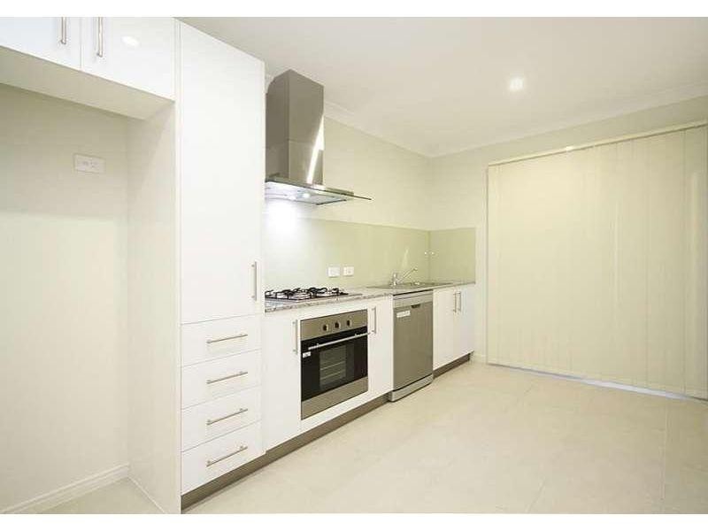 2/25 Montree Circuit, Kallangur QLD 4503