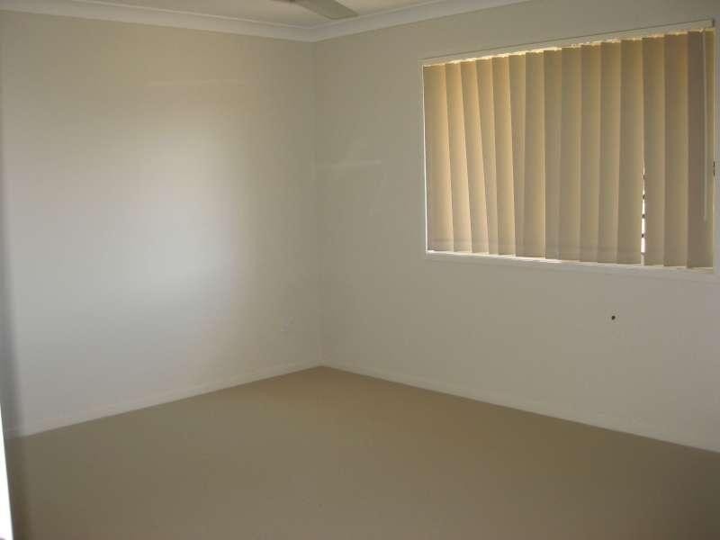 15 Diane Parade, Kallangur QLD 4503