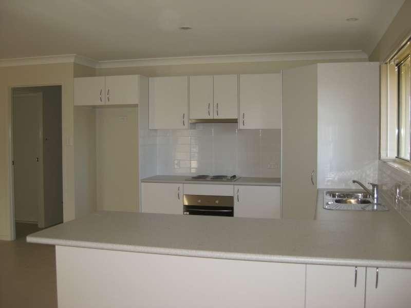 15 Diane Parade, Kallangur QLD 4503