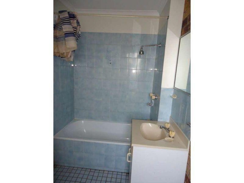 1/104 Glenwood Drive, Morayfield QLD 4506