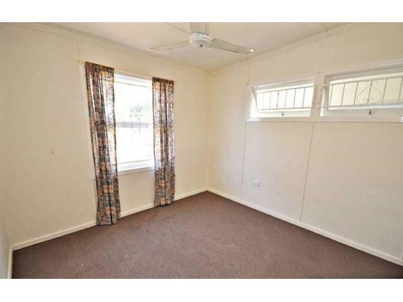 38 Sheehan Street, Kallangur QLD 4503