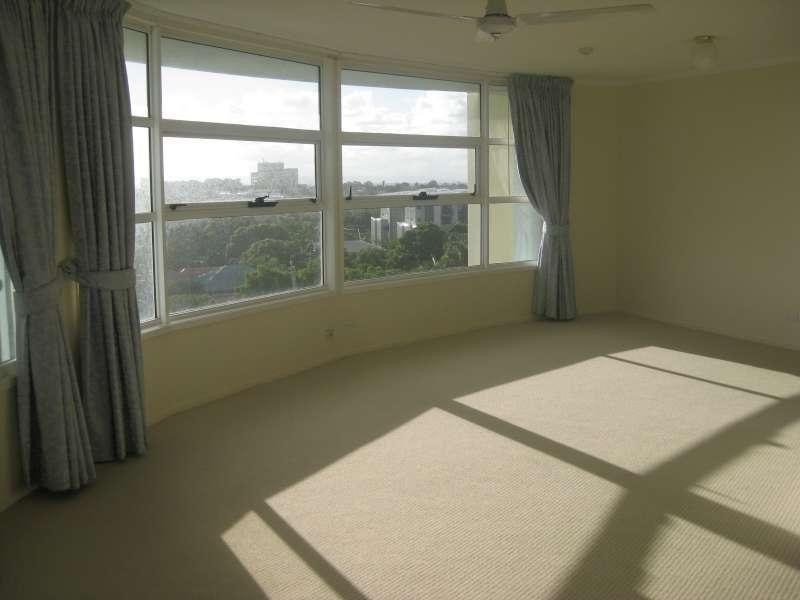 25/77 Marine Parade, Redcliffe QLD 4020