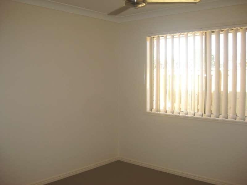 8 Dear Place, Bellmere QLD 4510