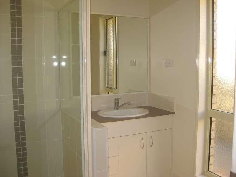 8 Dear Place, Bellmere QLD 4510