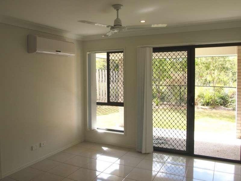 2/32 Almond Way, Bellmere QLD 4510