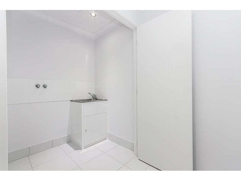 2/7 Applewood Court, Kallangur QLD 4503