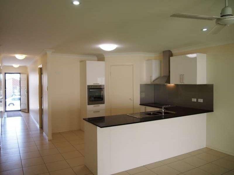 2/9 Kamala Street, Morayfield QLD 4506