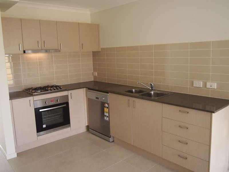 1/14 Montree Circuit, Kallangur QLD 4503