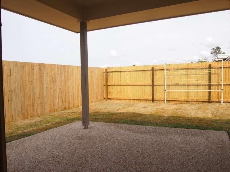 1/14 Montree Circuit, Kallangur QLD 4503