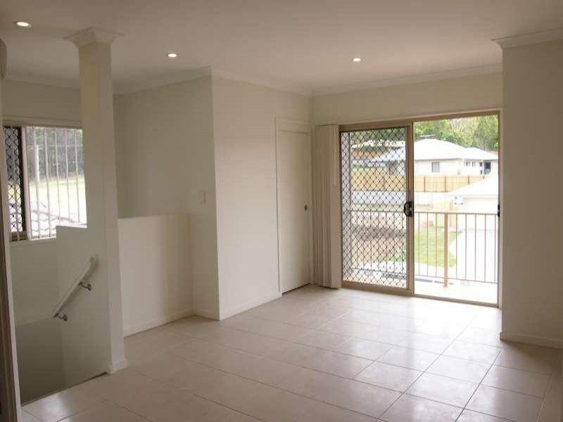 2/14 Montree Circuit, Kallangur QLD 4503