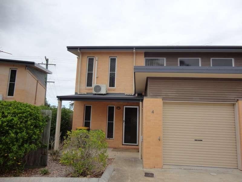 4/2 Station Road, Burpengary QLD 4505