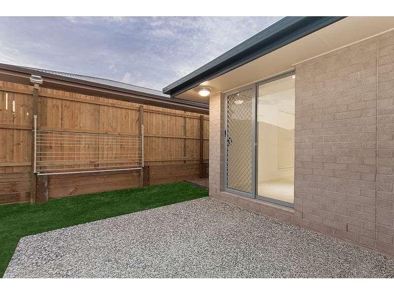 2/9 Applewood Court, Kallangur QLD 4503