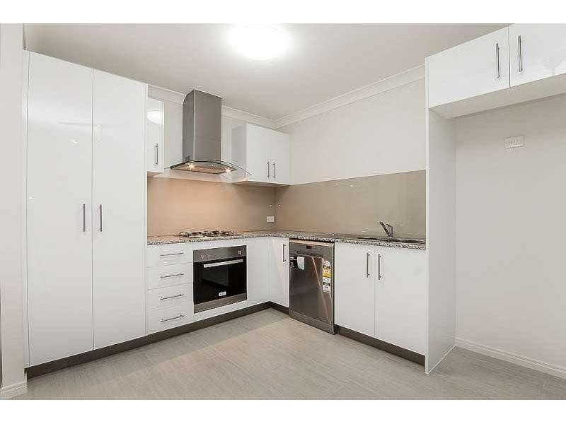 2/9 Applewood Court, Kallangur QLD 4503