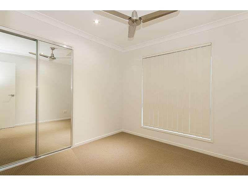 2/9 Applewood Court, Kallangur QLD 4503