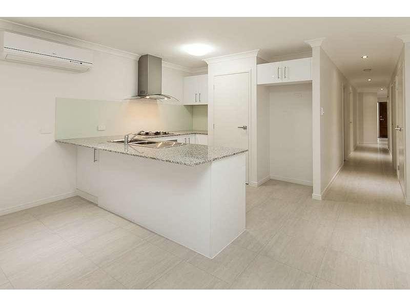 1/16 Braxlaw Crescent, Dakabin QLD 4503
