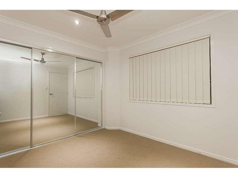 2/16 Braxlaw Crescent, Dakabin QLD 4503