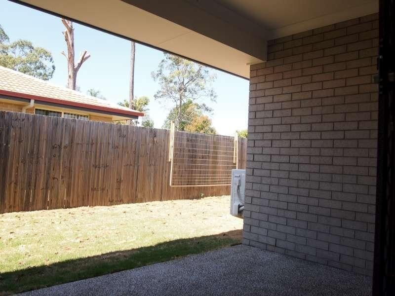 2/108 Graham Road, Morayfield QLD 4506