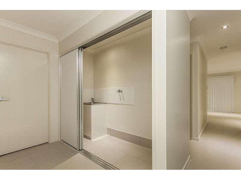 1/17 Montree Circuit, Kallangur QLD 4503