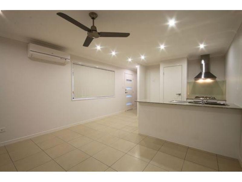 2/6 Adam Court, Kallangur QLD 4503