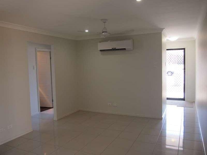 2/18 Kamala Street, Morayfield QLD 4506
