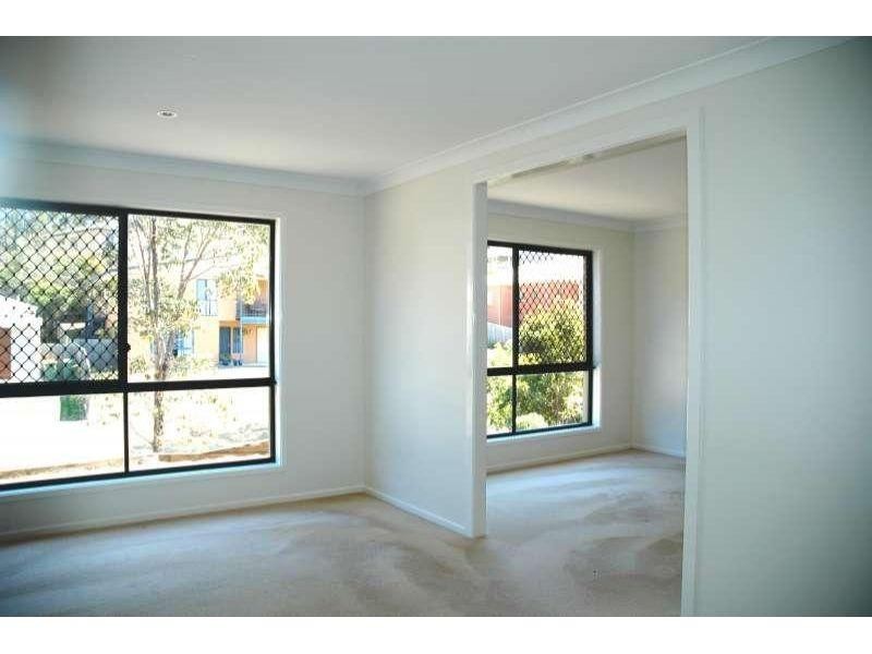 1 Sunbeam Court, Eatons Hill QLD 4037