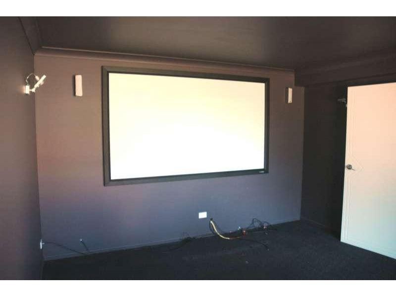 1 Sunbeam Court, Eatons Hill QLD 4037