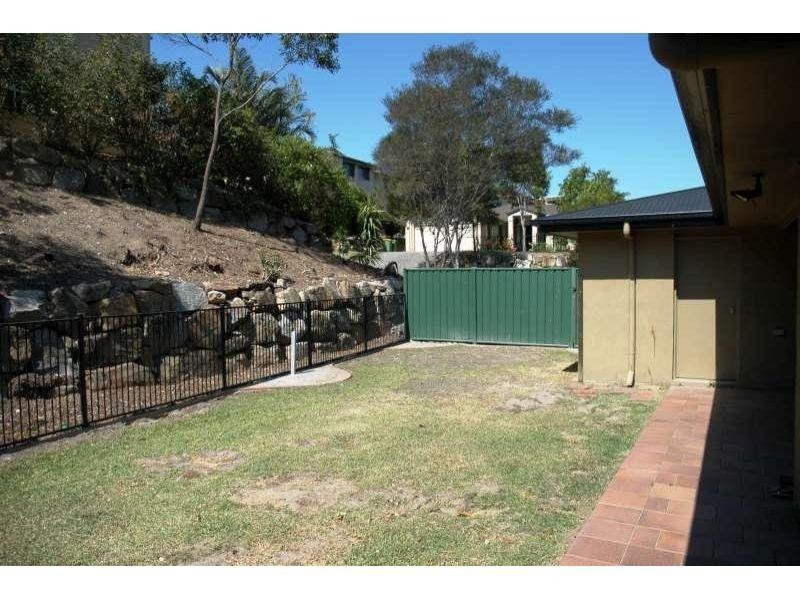 1 Sunbeam Court, Eatons Hill QLD 4037