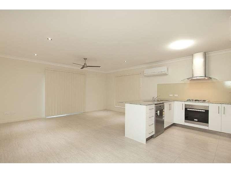 1/14 Braxlaw Crescent, Dakabin QLD 4503