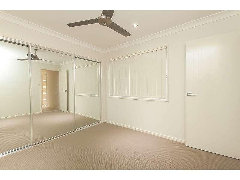 2/14 Braxlaw Crescent, Dakabin QLD 4503