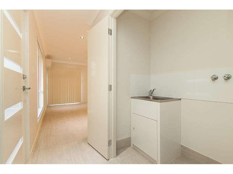 2/14 Braxlaw Crescent, Dakabin QLD 4503