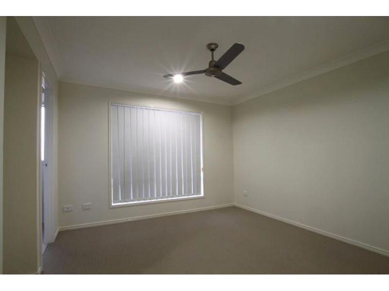 1/3 Apache Street, Dakabin QLD 4503