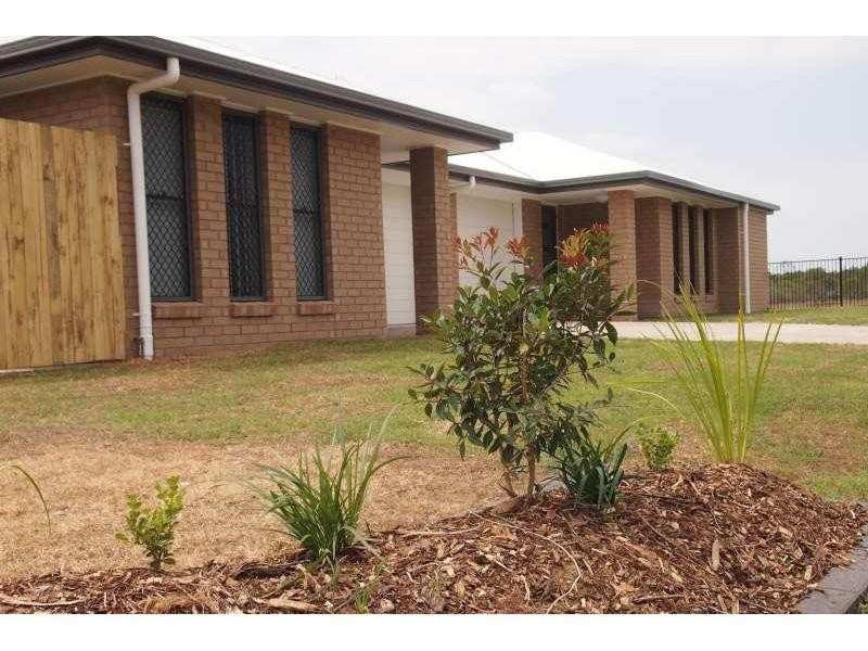 1/2 Retreat Crescent, Narangba QLD 4504
