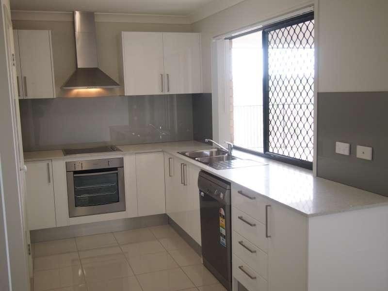 1/2 Retreat Crescent, Narangba QLD 4504