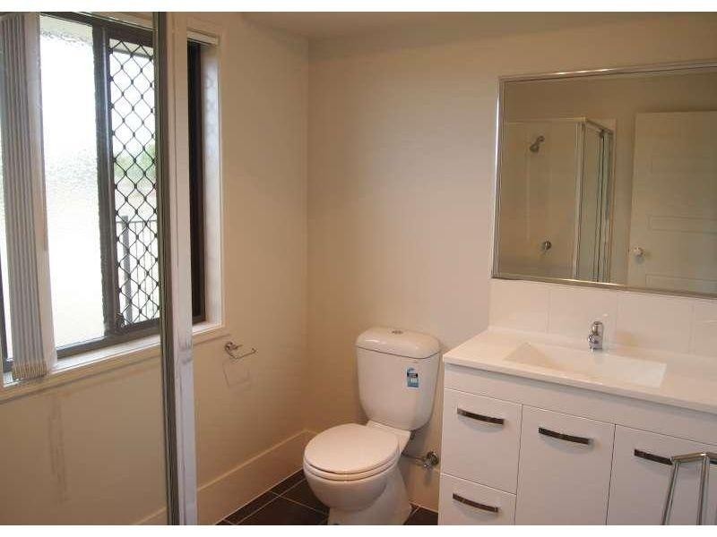 2/2 Retreat Crescent, Narangba QLD 4504