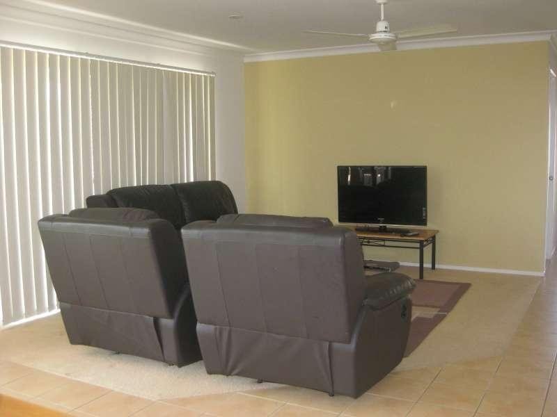 14 Ultramarine Parade, Griffin QLD 4503