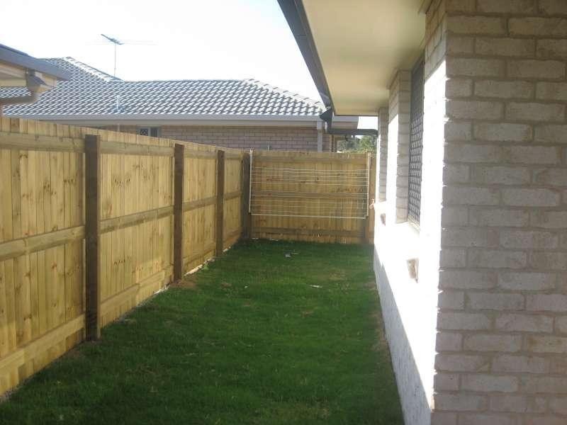 1/4 Gillam Crescent, Bray Park QLD 4500