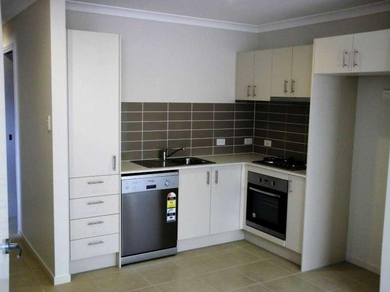 2/4 Kathdan Close, Upper Kedron QLD 4055