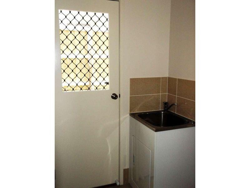 1/4 Kathdan Close, Upper Kedron QLD 4055