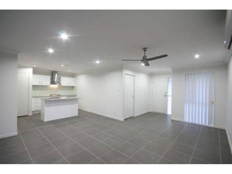 1/15 Wakeham Street, Kallangur QLD 4503