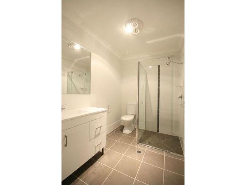 1/15 Wakeham Street, Kallangur QLD 4503