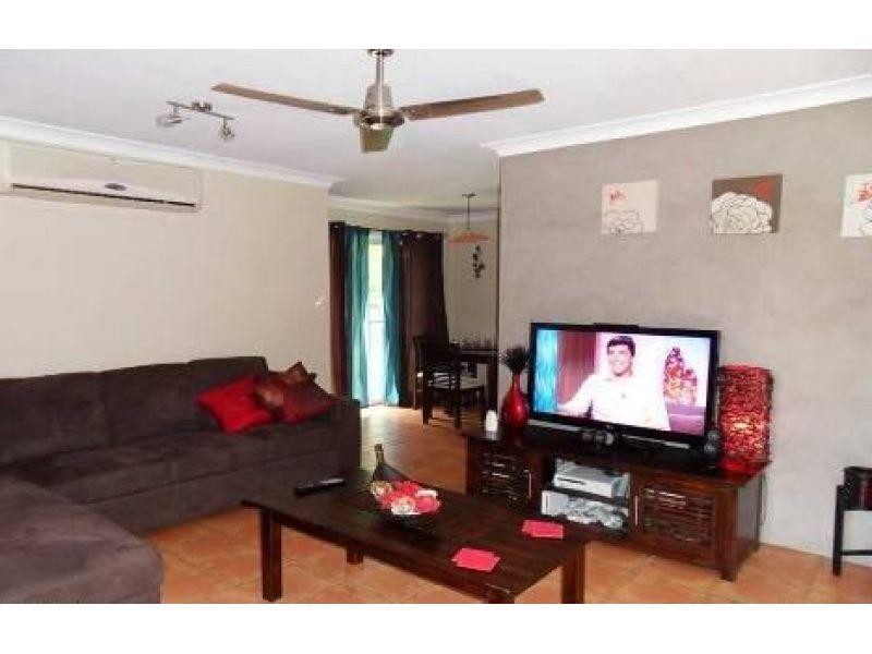 4 Crestwell Close, Morayfield QLD 4506